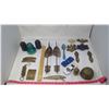 Image 3 : BOX OF COLLECTIBLES- INSULATORS,HARDWARE SKATES,ETC.