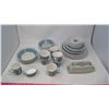 Image 2 : Set of Dishes (Some Chipped)