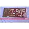 Image 1 : 1946 SASKATCHEWAN LICENSE PLATE