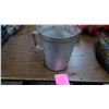 Image 1 : 1 GALLON ALUMINUM MEASURE