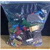 Image 2 : Bag of assorted Lego