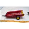 Image 4 : MASSEY FERGUSON TOY TRAILER AND TOY CANNON