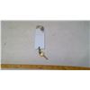 Image 2 : HUSKY OIL MENS WASHROOM KEY
