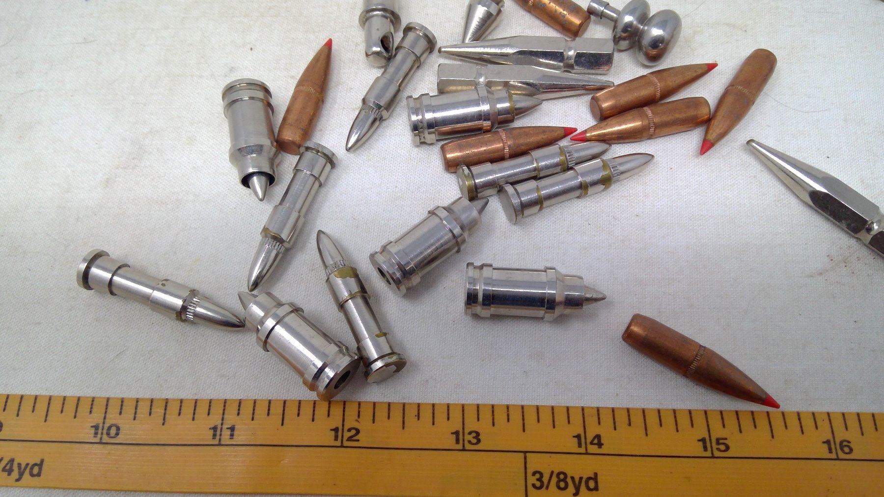 LOT OF ASSORTED BULLETS