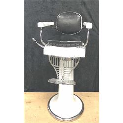 20BM1-57 CHILD'S BARBER CHAIR