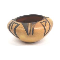 Historic 1930s Hopi Pottery Bowl