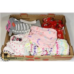 LOT OF 5 NEW 12-18 MONTH BABY CLOTHES