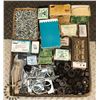 Image 1 : TRAY OF ASSORTED HARDWARE