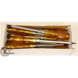 BOX OF 10 NEW ASSORTED SCREWDRIVERS