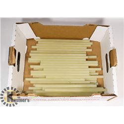 LOT OG 50 HOT GLUE STICKS