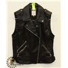 Image 1 : LADIES LEATHER VEST SZ MED