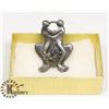 Image 1 : VINTAGE PEWTER FROG BROOCH WITH EARRING SET