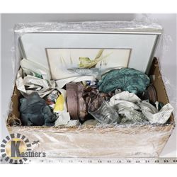 BOX OF FROG THEMED HOME DECOR