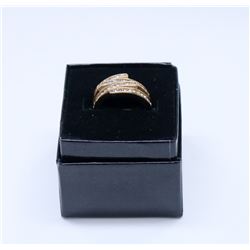ESTATE GOLD TONE LADIES RING WITH CLEAR STONES