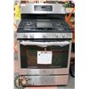 Image 1 : GE GAS SELF CLEANING RANGE, 30"X28"X47.5".