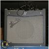 Image 1 : FENDER GUITAR AMP.