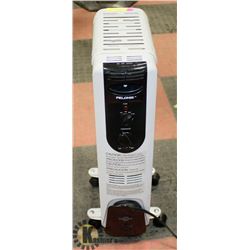 PELONIS RADIANT HEATER.