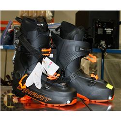 DYNAFIT SKI BOOTS MONDO SIZE 27