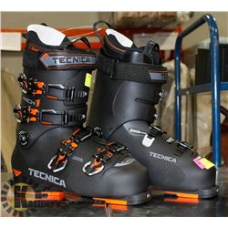 TECNICA SKI BOOTS MONDO SIZE 27.5