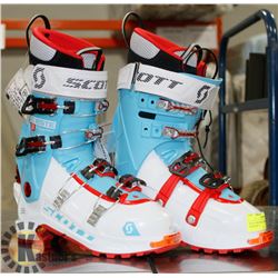 SCOTT SKI BOOT MONDO SIZE 25, CELESTE 3