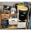 Image 1 : PALLET OF ASSORTED SHOP SUPPLIES AND MISC
