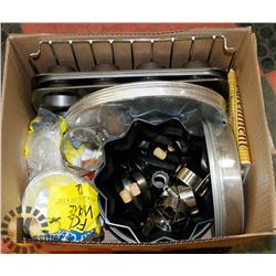 BOX OF ASSORTED BAKEWARE