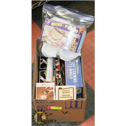 BOX WITH ASSORTED KITCHEN ITEMS