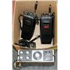 Image 1 : BOX WITH 2 VINTAGE 2 WAY RADIOS WITH CITIZEN