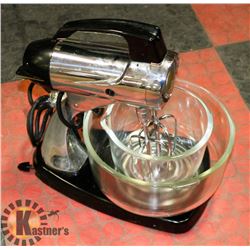 VINTAGE CHROME MIXMASTER