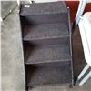 Image 2 : PET STAIR