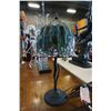 Image 1 : LEADED GLASS TABLE LAMP WYSTERIA STYLE - APPROX 15 INCHES TALL