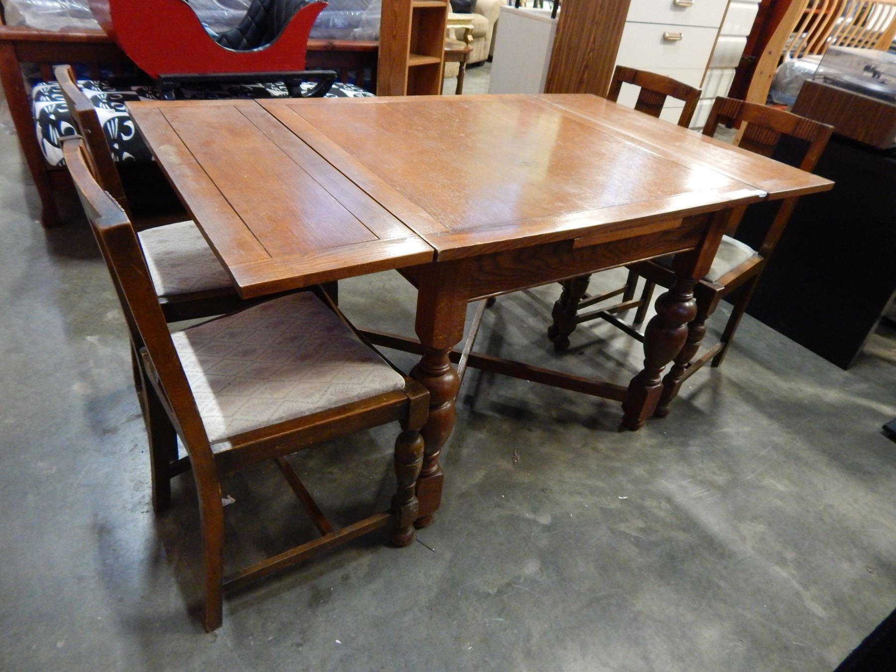 ANTIQUE DRAW LEAF DINING TABLE W 4 CHAIRS ANTIQUE DRAW LEAF DINING TABLE W 4 CHAIRS