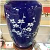 Image 2 : BLUE AND WHITE CERAMIC TABLE LAMPS