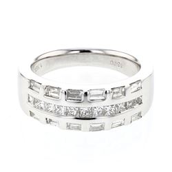 0.91 CTW Princess Diamond Ring 18K White Gold - REF-128Y4X