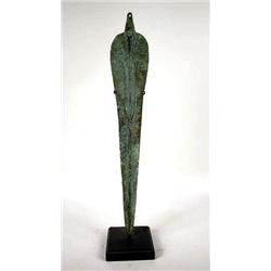 A PATINATED METAL SPEAR TIP