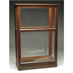 TALL OAK LIFT TOP GLASS CANE CASE