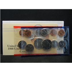 1988 United States Uncirculated P & D Mint Set w/ Original Packaging