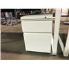 Image 2 : WHITE MODERN WOOD / METAL 29"D X 60"W X 28H WORK DESK WITH WHITE 2 DRAWER MOBILE STORAGE PEDESTAL