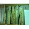 Image 1 : 5 STACKS OF ASSORTED CUT PLANKS OF WOOD