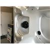 Image 3 : CAL SPA HOT TUB, AMERICAN SPAS HARMONY, CAMEO, ARCY, 100X100 MIST BASE, 3 INFINITY PILLOWS