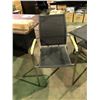 Image 3 : 36" SQUARE METAL BASE OUTDOOR PATIO TABLE WITH 3 MESH BACK METAL BASE ARM CHAIRS