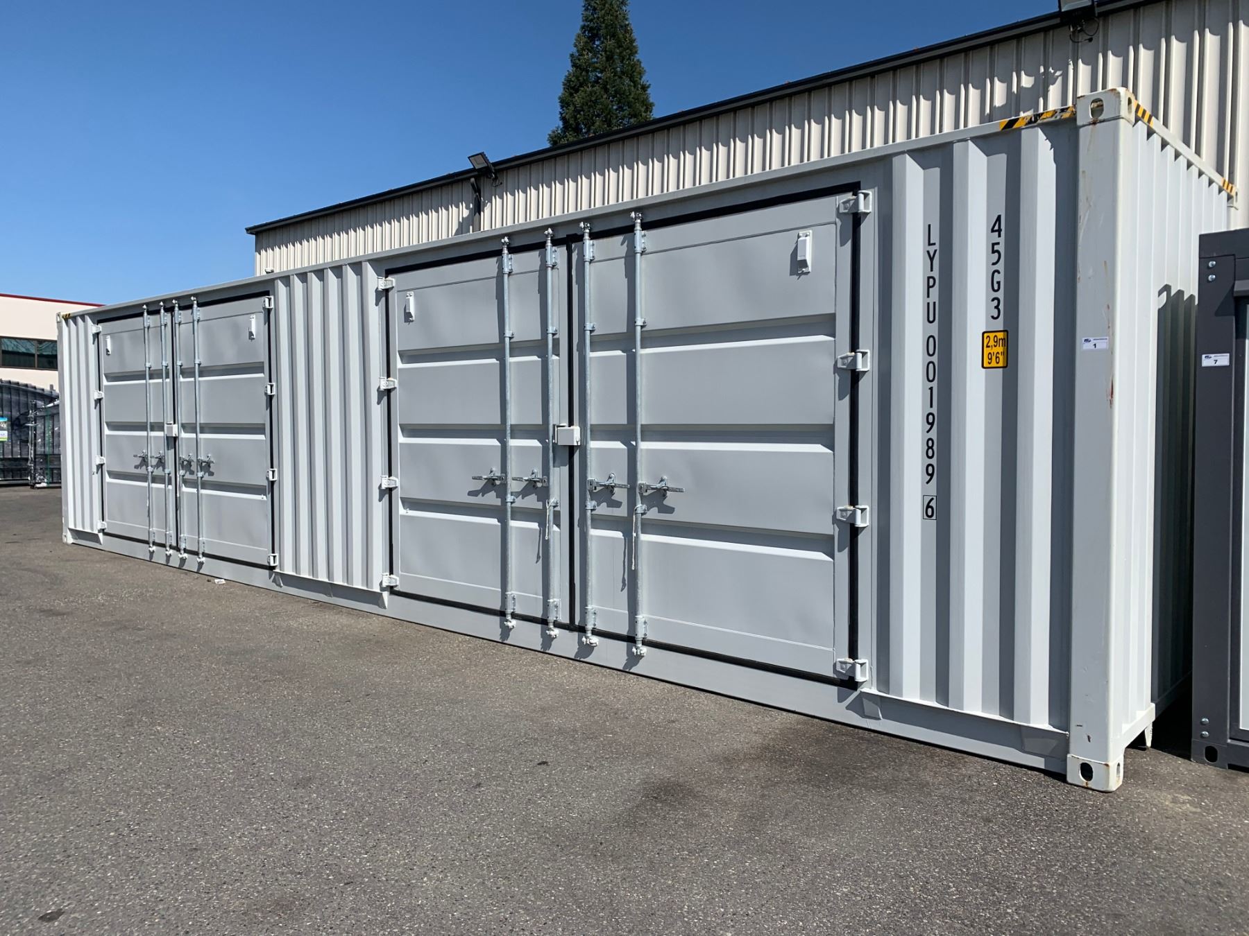 BRAND NEW 40FT STORAGE SHIPPING CONTAINER WITH 2 DOUBLE DOOR SIDE DOORS