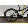 Image 2 : Schwinn Sidewinder 26" Steel Frame Black 7 Speed Mountain Bike
