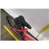 Image 8 : Huffy Granite 15 Speed Women's  Pink Mountain Bike