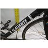Image 8 : Scattante XRL Men's Black Carbon Road Bike w/ Racing Handlebars