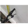 Image 8 : Huffy NightHawk Black Green 18-Speed Men's Mountain Bike