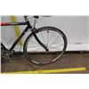 Image 4 : Giant CFR Three Carbon Fiber Black Men's Single Speed Road Bike