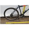 Image 2 : Huffy Nantucket Titanium Blue Hybrid Road Mountain Bike