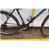 Image 3 : Huffy Nantucket Titanium Blue Hybrid Road Mountain Bike