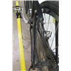 Image 24 : Giant 3 Escape XL Black Men's City Road Bike
